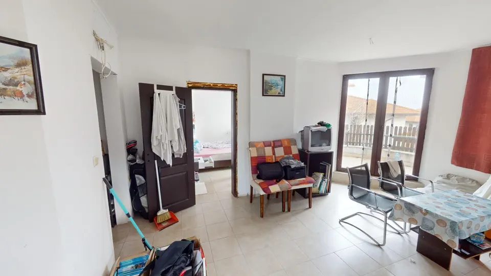 Обзаведен тристаен апартамент в BayViewVillas, Кошарица