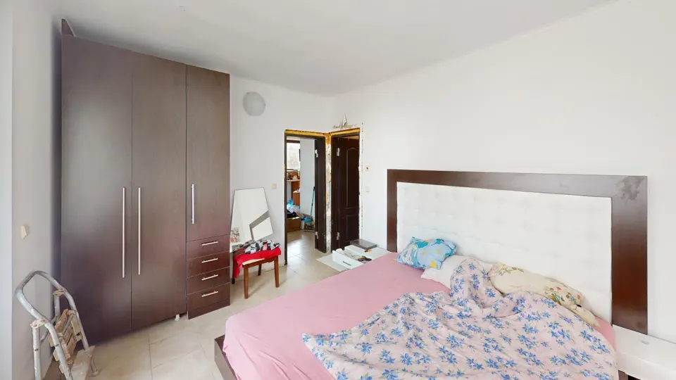 Обзаведен тристаен апартамент в BayViewVillas, Кошарица