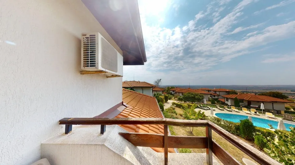 Обзаведен двустаен апартамент в BayViewVillas, Кошарица