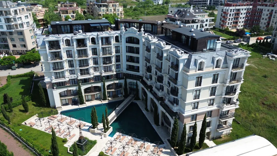 3-Zimmer-Wohnung mit Meerblick in Romance Paris, Sweti Wlas
