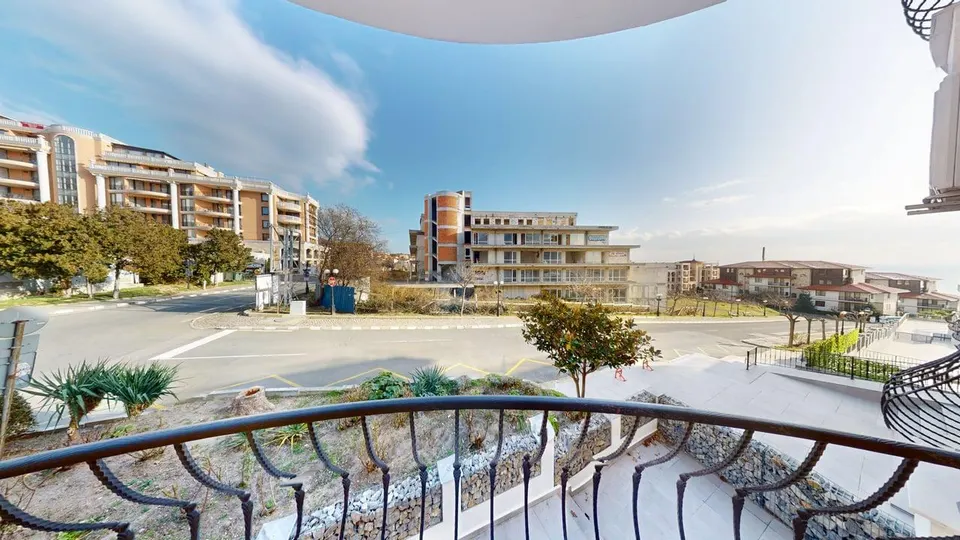2-Zimmer-Wohnung mit Meerblick in Grand Villa, Sweti Wlas