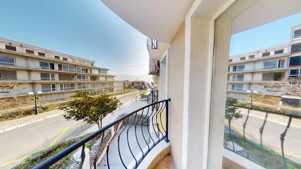 2-Zimmer-Wohnung mit Meerblick in Grand Villa, Sweti Wlas