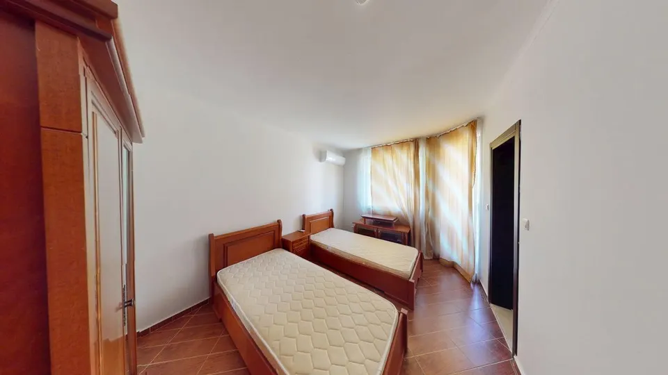 Обзаведен тристаен апартамент в BayViewVillas, Кошарица