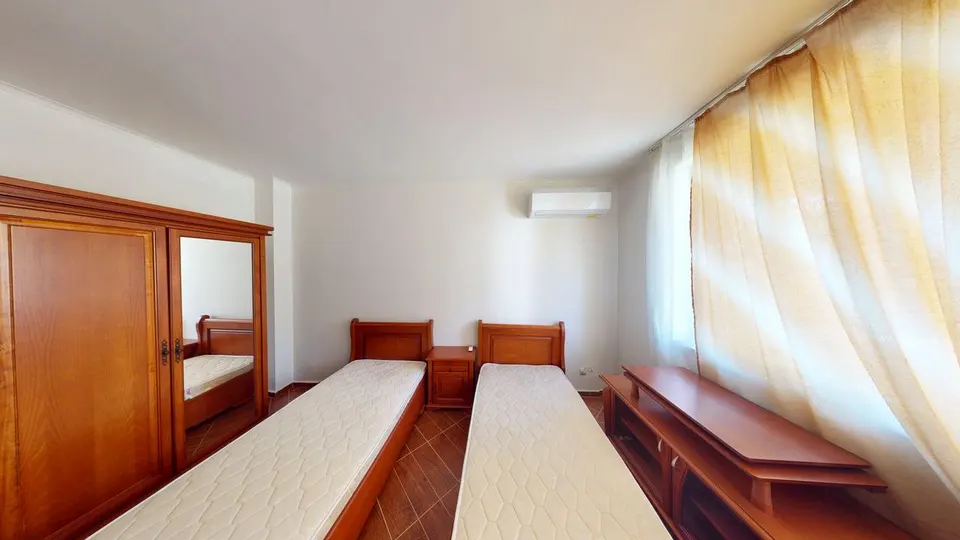 Обзаведен тристаен апартамент в BayViewVillas, Кошарица
