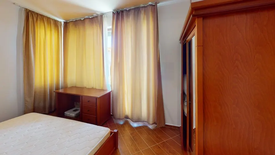 Обзаведен тристаен апартамент в BayViewVillas, Кошарица