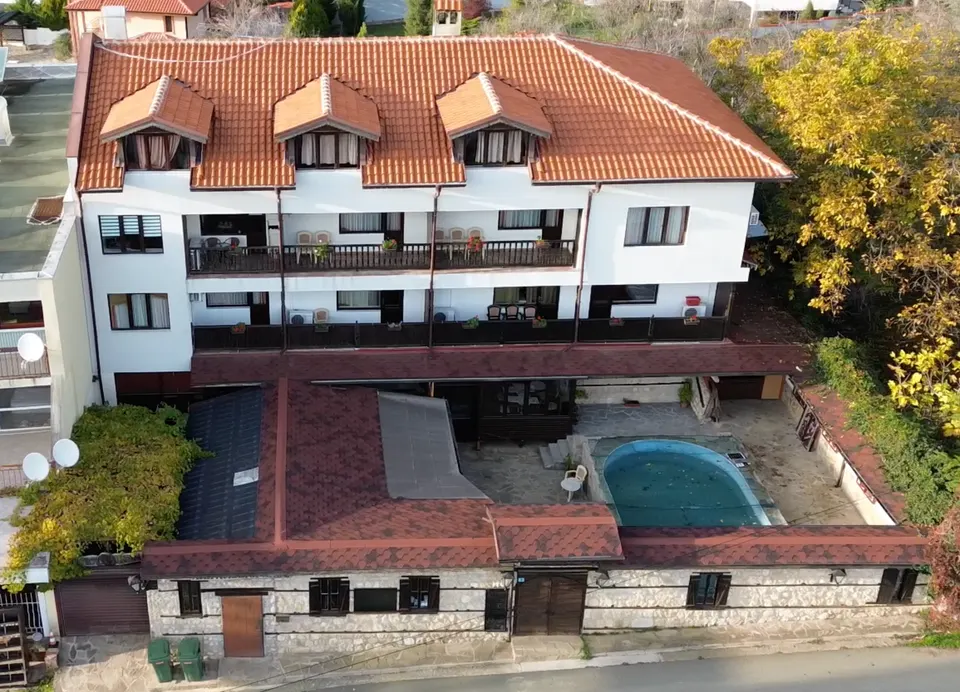 Hotel with restaurant and spa in Kosharitsa