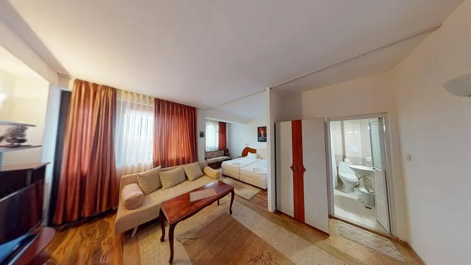 Hotel with restaurant and spa in Kosharitsa