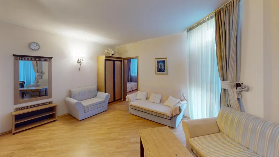One-bedroom apartment in the Atrium Beach complex, Elenite