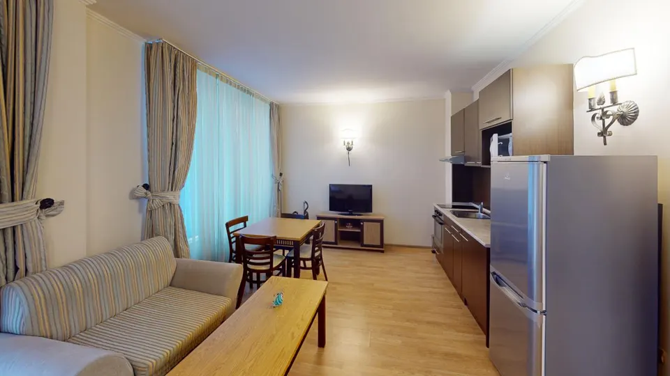 One-bedroom apartment in the Atrium Beach complex, Elenite