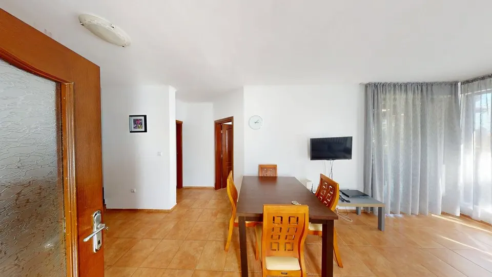 Möblierte 3-Zimmer-Wohnung in BayViewVillas, Kosharitsa