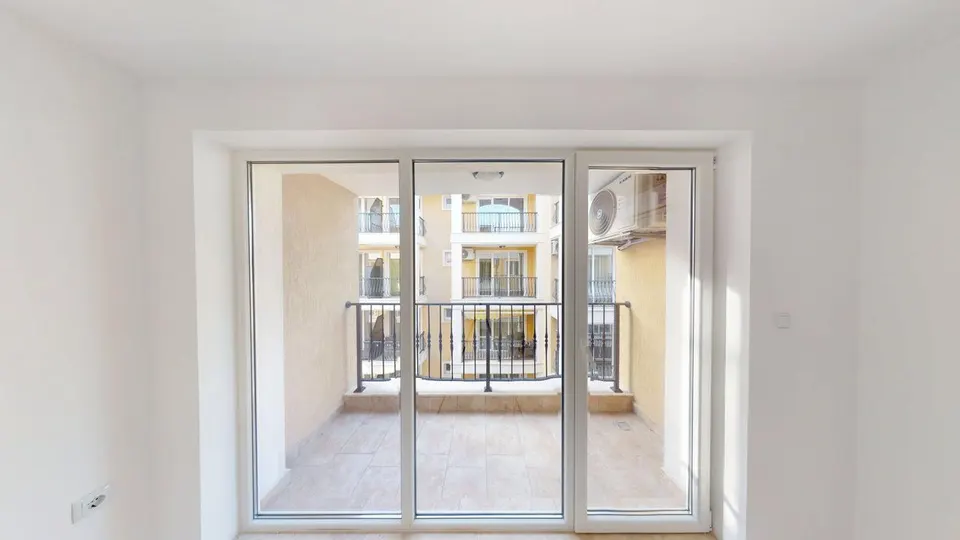 2-Zimmer-Wohnung mit Meerblick in Grand Villa, Sweti Wlas