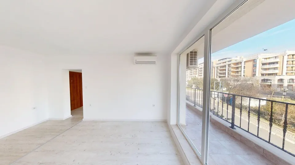 2-Zimmer-Wohnung mit Meerblick in Grand Villa, Sweti Wlas