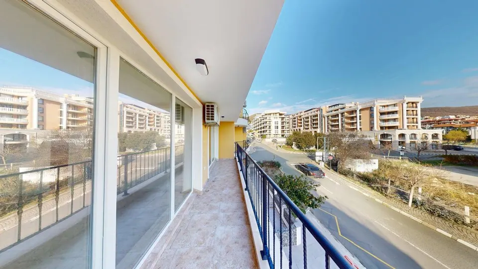 2-Zimmer-Wohnung mit Meerblick in Grand Villa, Sweti Wlas