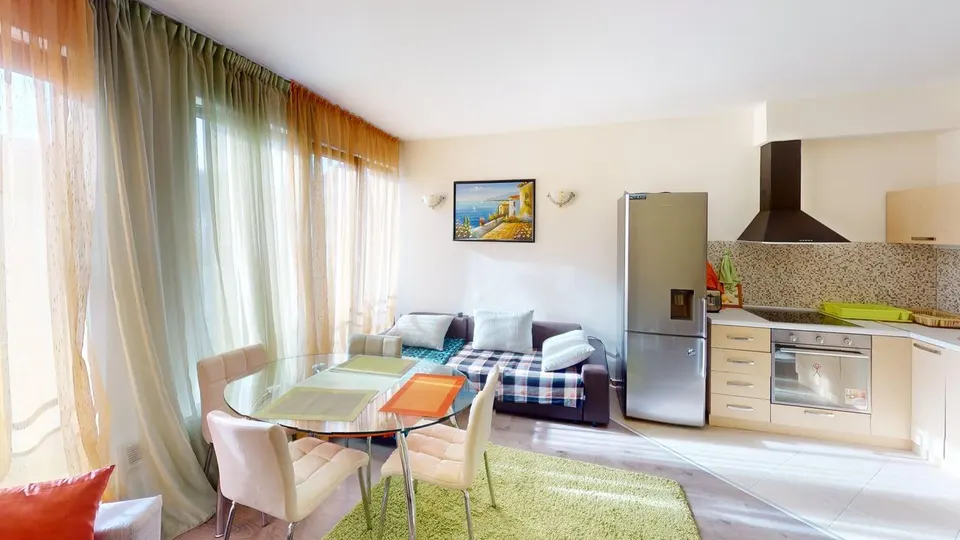 Двустаен апартамент в комплекс Amber Beach, Слънчев бряг