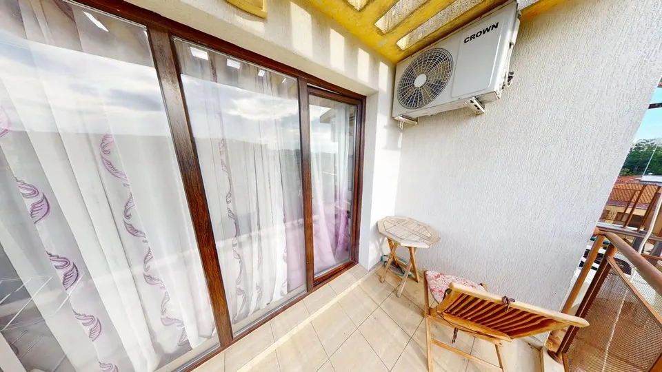 Двустаен апартамент в комплекс Amber Beach, Слънчев бряг