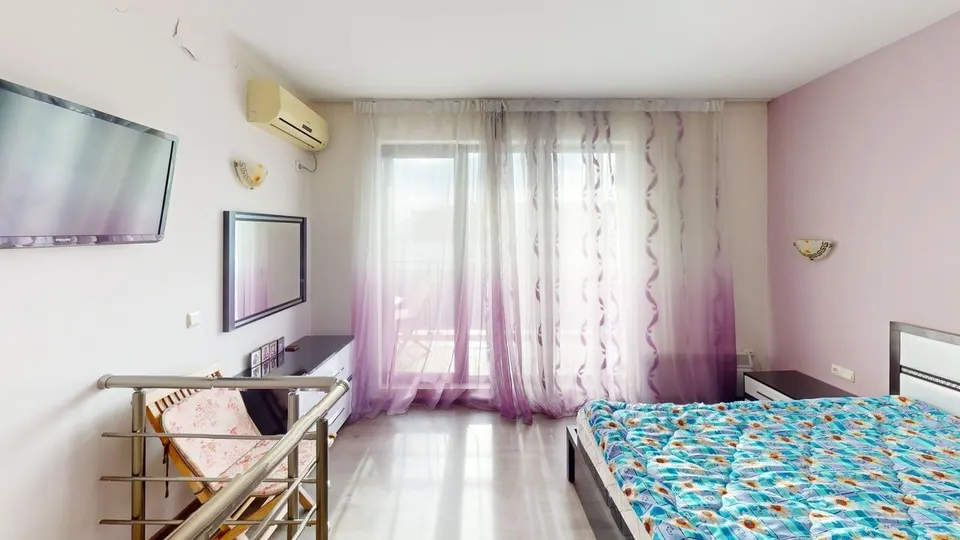 Двустаен апартамент в комплекс Amber Beach, Слънчев бряг