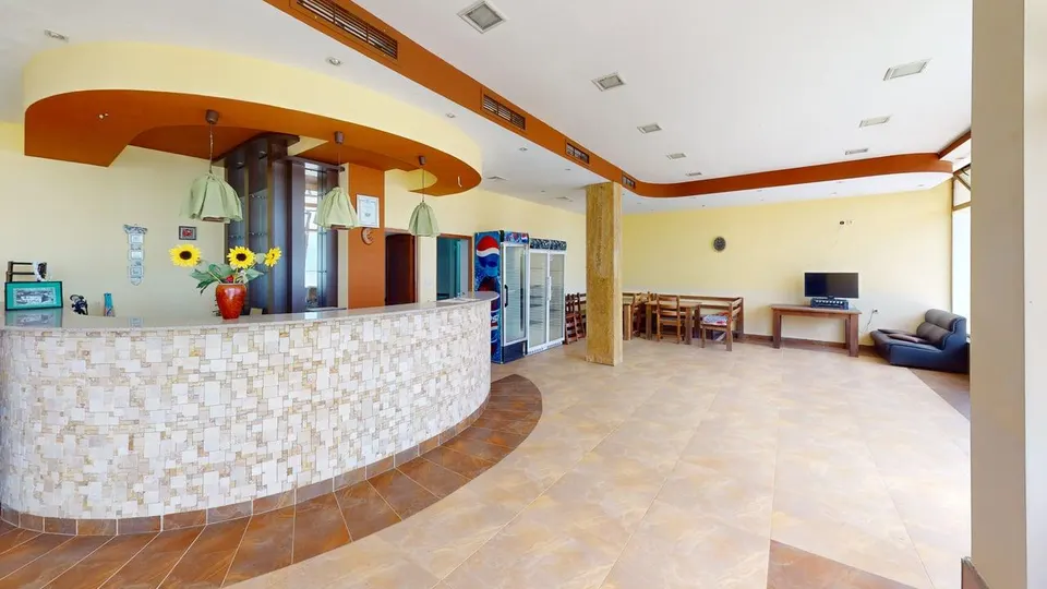 Ресторан в Черноморец, к-с Villa Mare