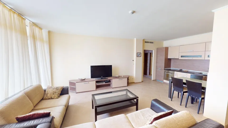 Two-bedroom apartment in the Atrium Beach complex, Elenite