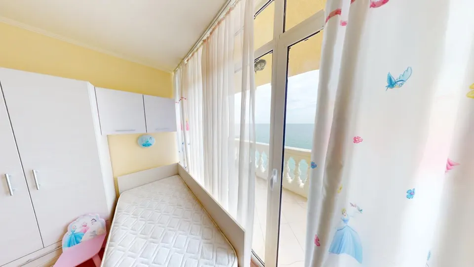 Two-bedroom apartment in the Atrium Beach complex, Elenite