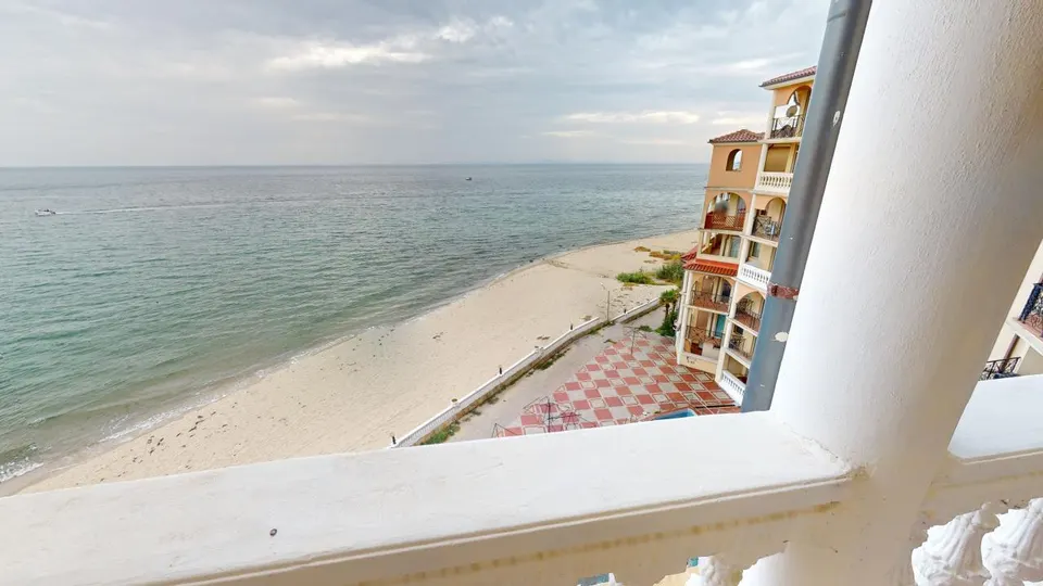Two-bedroom apartment in the Atrium Beach complex, Elenite