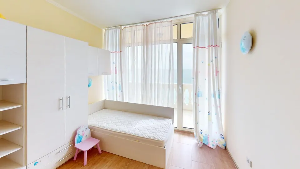 Two-bedroom apartment in the Atrium Beach complex, Elenite