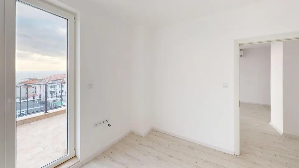 2-Zimmer-Wohnung mit Meerblick in Grand Villa, Sweti Wlas