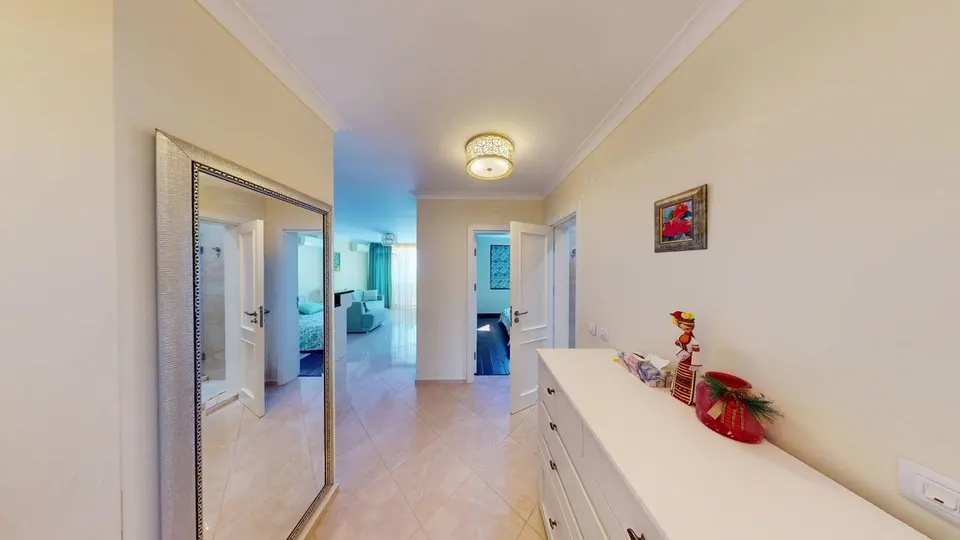 3-Zimmer-Wohnung mit Meerblick in Arena 1, Sweti Wlas