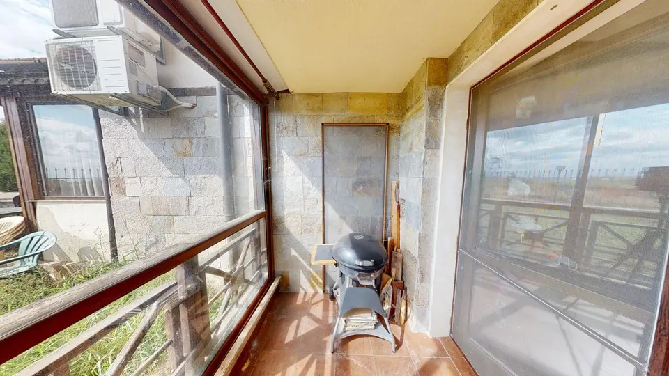 Обзаведен мезонет в Imperial Heights, Кошарица