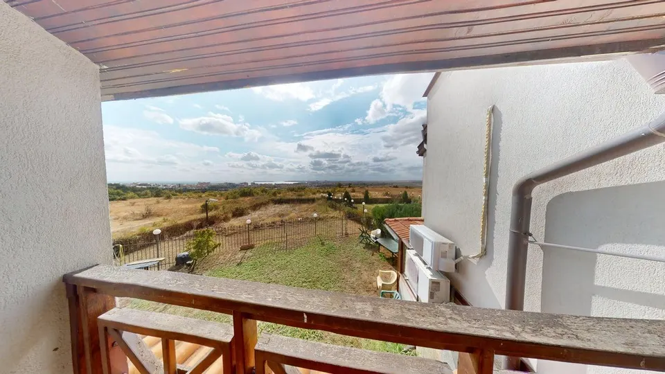 Обзаведен мезонет в Imperial Heights, Кошарица