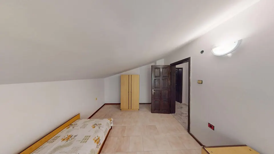 Two-storey house with a plot in Cholakova Cheshma, Kosharitsa