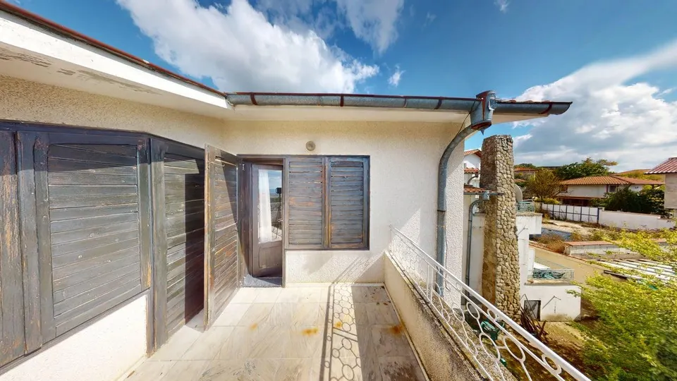 Two-storey house with a plot in Cholakova Cheshma, Kosharitsa