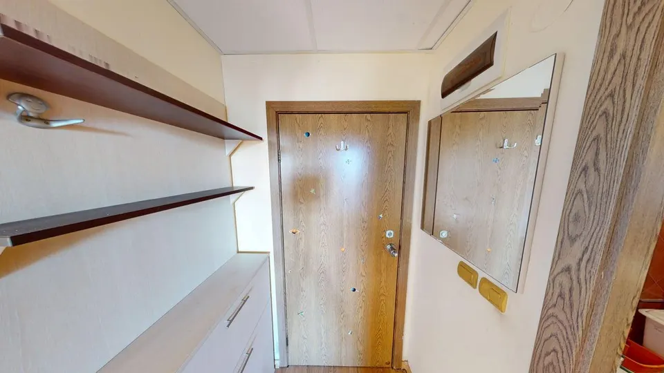 One-bedroom apartment in the Atrium Beach complex, Elenite